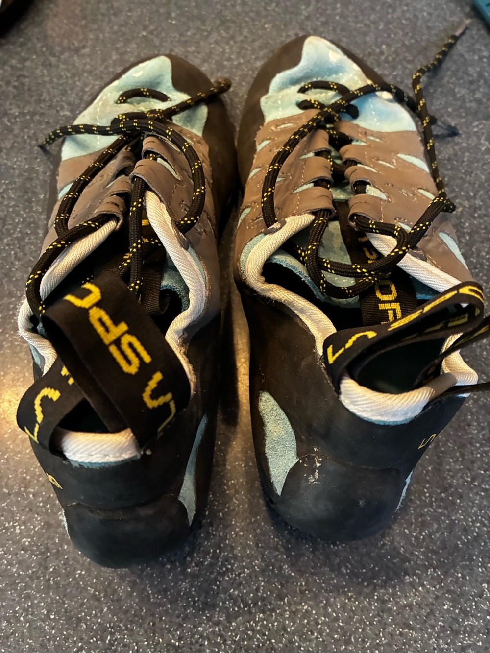 La Sportiva Lace-Up Climbing Shoes in Mint and Gray with Black Soles - Picture 3 of 7